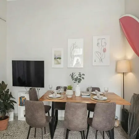 Апартаменты Maisonette With Beautiful Terrace